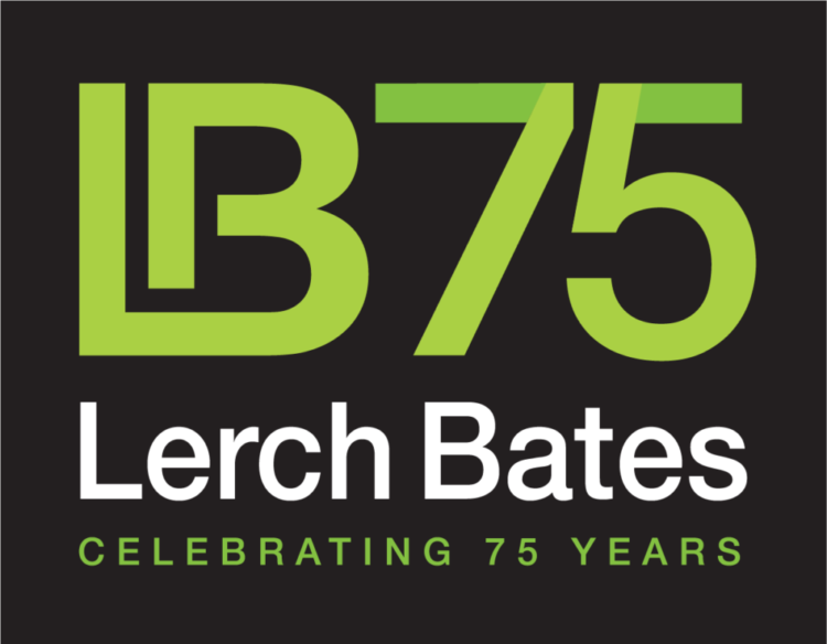 Lerch Bates celebrando 75 años